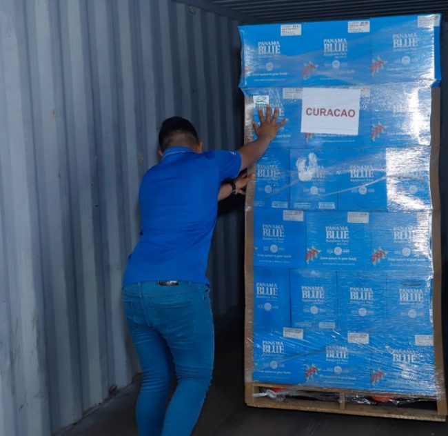 2022-04-13-Panamá envía primera exportación