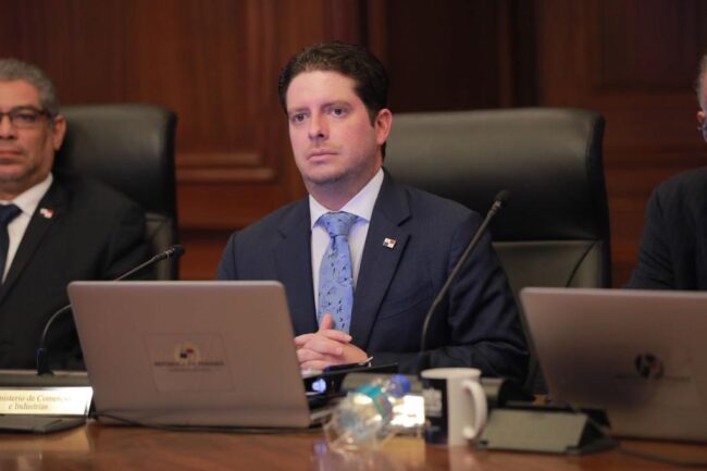 Consejo de Gabinete (4)