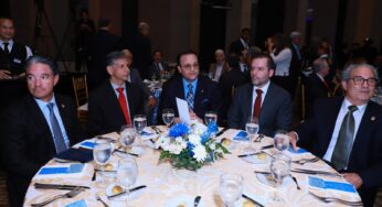 MICI felicita a la nueva directiva de APEDE y reafirma su compromiso de colaboración