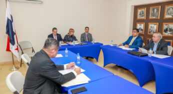 Nuevo puntaje mínimo para aprobar el examen de corredor de bienes raíces, promueve el cumplimiento de las normativas vigentes
