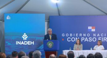 Ministro Moltó apoyando otra obra que reactiva economía con rostro humano