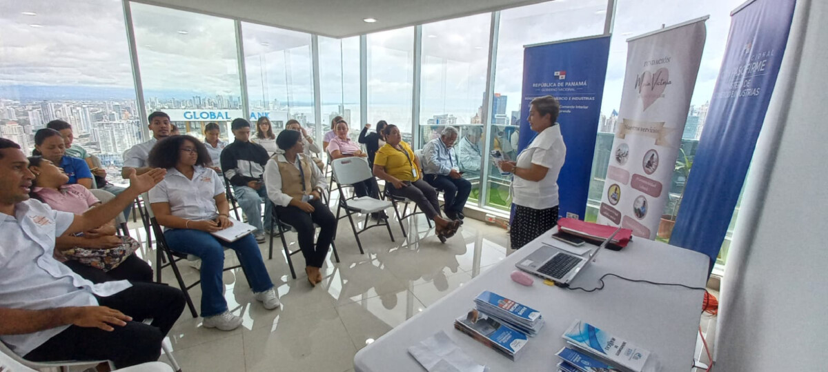 ´MICI en tu comunidad con paso firme´ impulsa la formalización de negocios y el emprendimiento